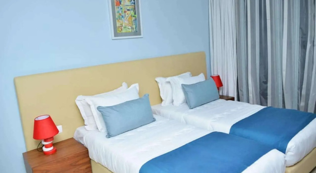 Hotel Adef