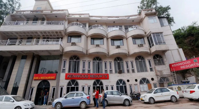 OYO 17097 Kenwood Resort, Забронировать Курортный отель Отели штата Химачал-Прадеш с завтраком, Завтраки