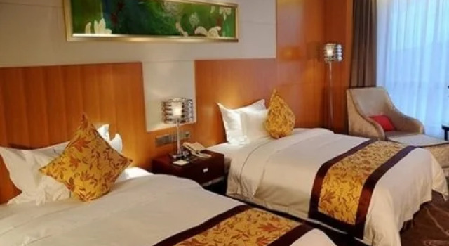 Tiancheng Grand Hotel, Book Hotel Hoteller i Lizhou med pool, Swimmingpool