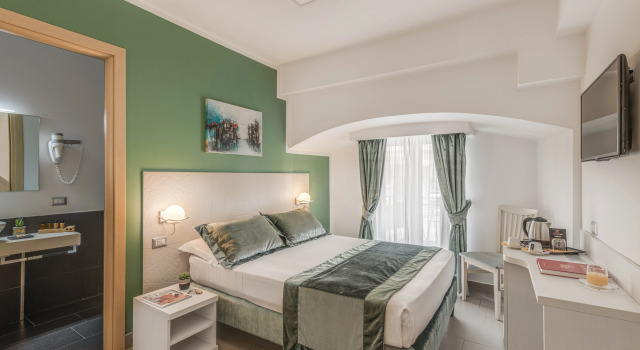 Trevi Palace Hotel