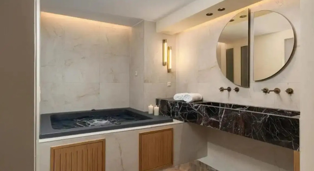 Люкс Deluxe с видом на бассейн Dea Del Porto Crete Suites