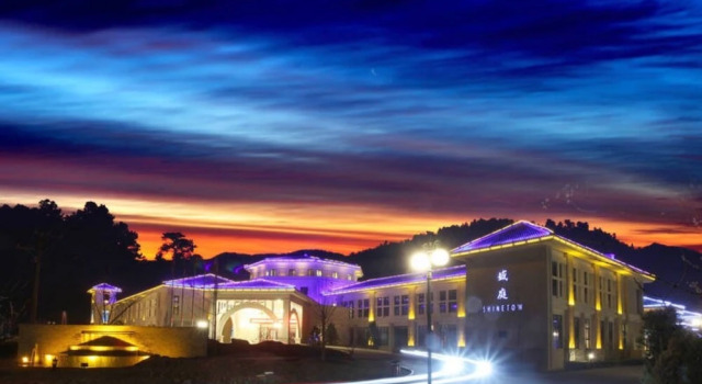 Yijing Rose Spring Holiday Hotel Bazhou, Book Hotel Hotels in Hebei with Parking, Parking