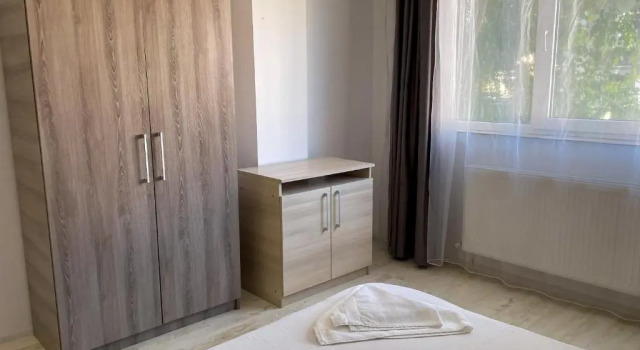Apartament Atena - 3 dormitoare - ByChoice, Varaa Huoneisto Hotellit Mamaia-Sat pysäköinnillä, Pysäköinti