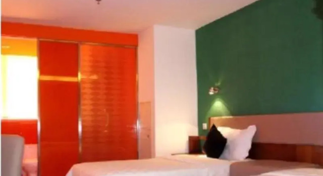 Baoan South Garden Inn, Rezerwuj Hotel Hotele w Shenzhen z parkingiem, Parking