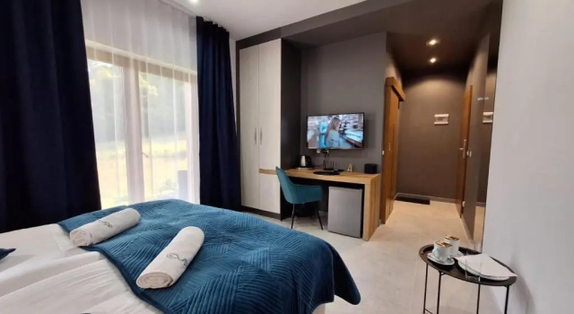 ELFF -Apartamenty i pokoje gościnne, Book Hotel Cisna Bieszczady
