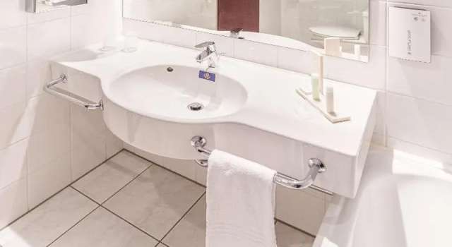 Одноместный номер Standard Golden Tulip Bielefeld