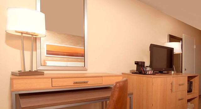 Четырёхместный номер Standard Fairfield Inn & Suites by Marriott San Antonio Downtown/Market Square