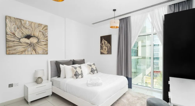 Nasma Holiday Homes - Glitz 3 Tower 2, Забронировать Отель Отели Эмирата Дубая с бассейном, рядом с Dubai Kartdrome, Бассейн