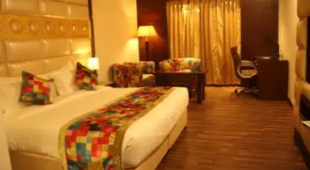 Hotel Sapphire, Buchen Sie Hotel Bhatinda 