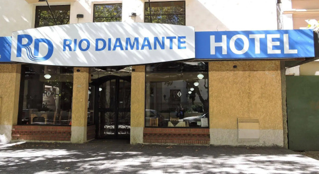 Hotel Río Diamante, Забронировать Отель Сан-Рафаэль провинция Мендоса, рядом с San Martin central square