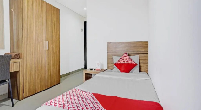 Deluxe room OYO 3752 The Summit Residence