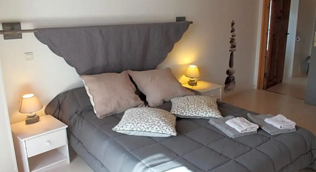 Les Cremades, Rezervasyon Otel Lozère otoparklı oteller, Otopark