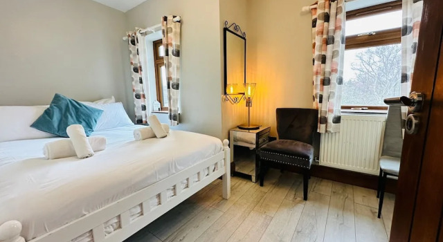 Spacious 6 Bed House in Wembley, Boek Vakantiehuis Hotels in Groot-Londen met parkeren, Parkeren