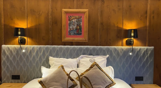 Трёхместный номер Privilege с балконом Hôtel Macchi Restaurant & Spa