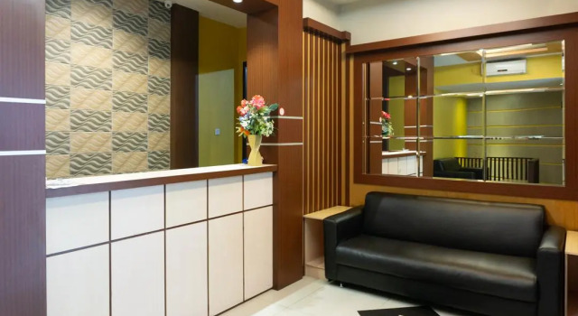 RedDoorz near Pelabuhan Jayapura, Reserva ahora Hotel Jayapura Papúa