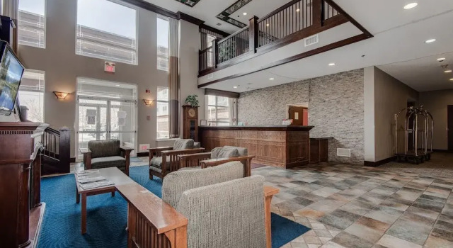 Norwood Inn & Suites, Book Hotel Hoteller i Chaska med parkering, Parkering