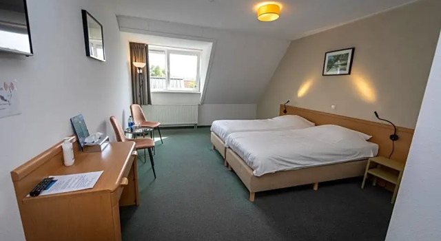 Hotel B&B d'Olde Smidse, Rezerwuj Bed and Breakfast Giethoorn Salland