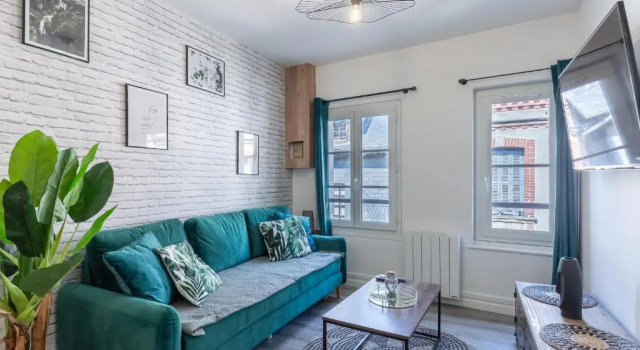 Vert d'Hotes - Charming renovated apartment - downtown - WIFI -, Забронировать Апартаменты/квартира Онфлер 