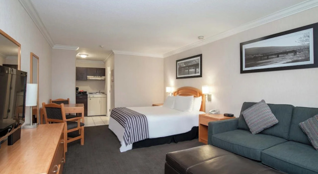 Студия Sandman Hotel Revelstoke