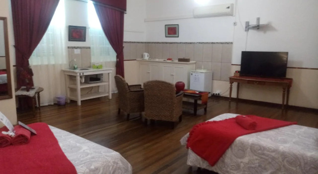 Oasis Country Lodge, Buchen Sie Ferienhaus Klawer 