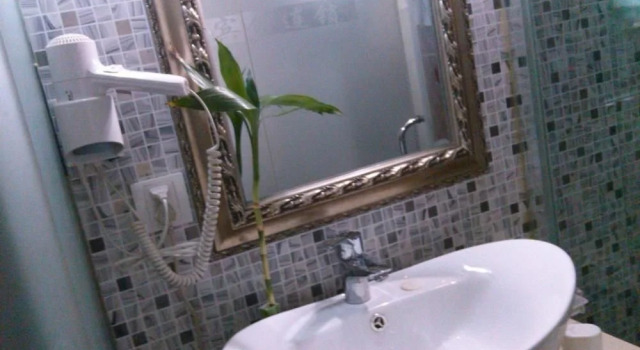 Nanjing Kending Zhujiang Road 1 Hotel, Prenota Hotel Nanchino Jiangsu