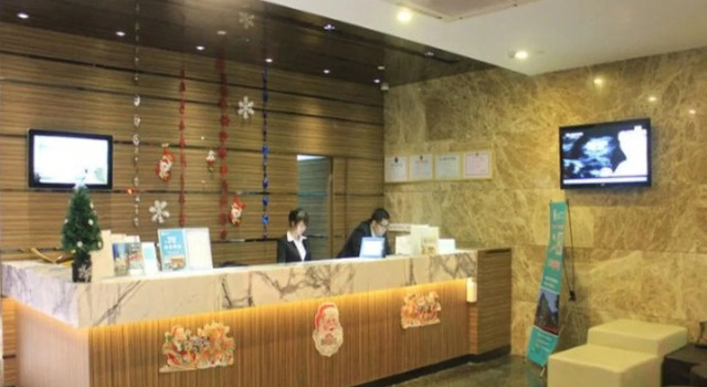 Zense Inn Shenzhen, Rezerwuj Hotel Hotele w Shenzhen z parkingiem, Parking