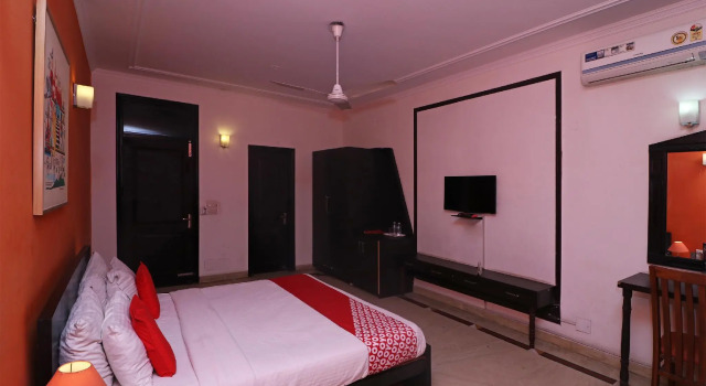 OYO 73541 A k Hotel, Rezervovat Hotel Rewari Haryana
