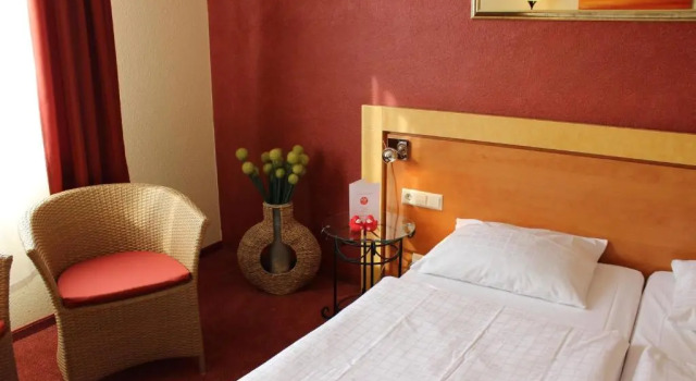 Трёхместный номер Standard ACHAT Hotel Monschau