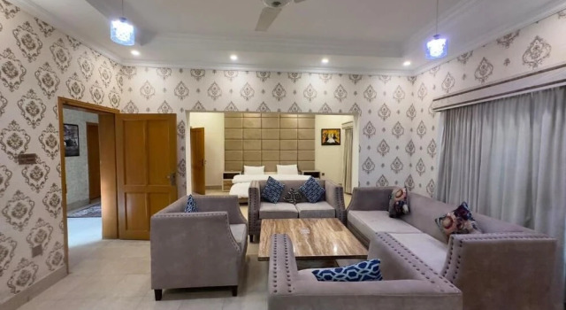 Secure Inn Guest House Bahria Town, Book Guesthouse Hotels in Islamabad with Parking, Parking