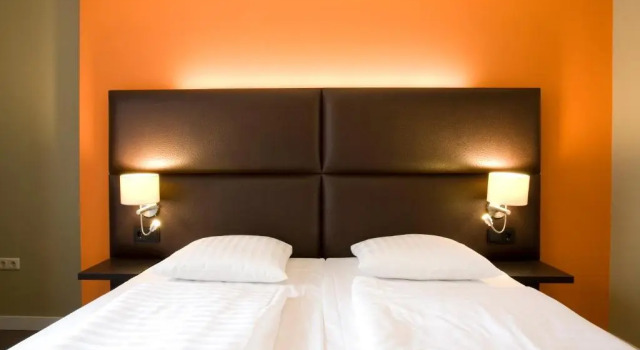 Hotel Roermond Next Door