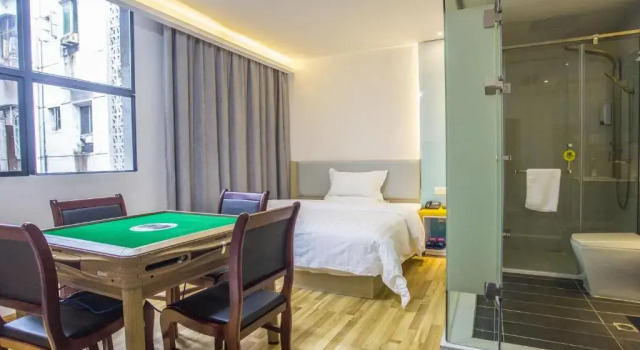 7Days Inn Huaihua Zhijiang Pedestrian Street Branch