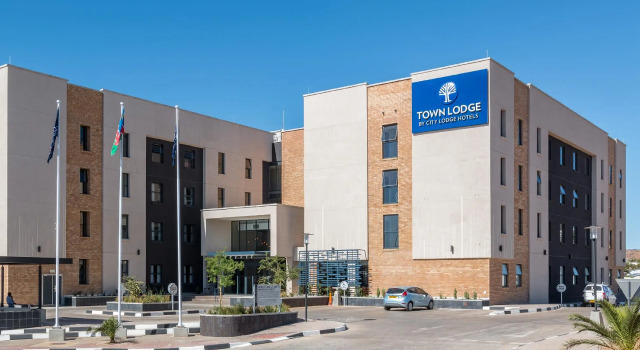 Town Lodge Windhoek, Book Hotel Windhoek Khomas, nær Windhoek Independence Stadium