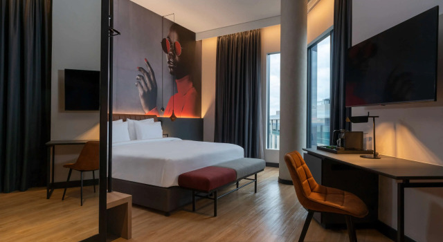 Люкс Premium c 1 комнатой Radisson RED Hotel Johannesburg Rosebank