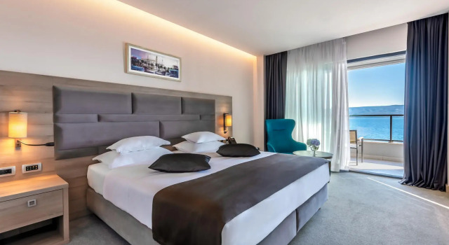 Hotel Plaza Duce, Varaa Hotelli Duće Split Region