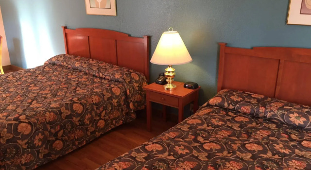 Long House Alaskan Hotel - Anchorage, Rezerwuj Hotel Anchorage Alaska