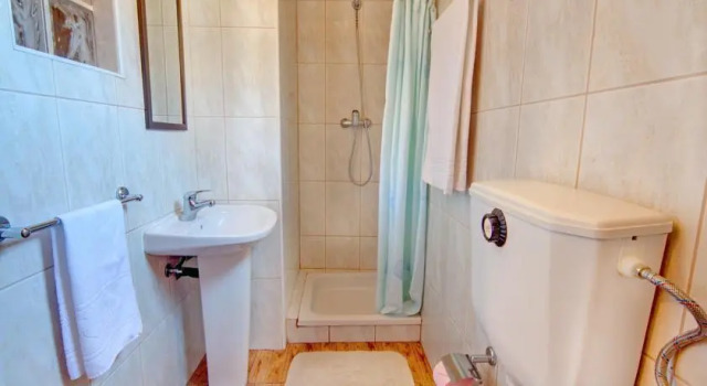 Guest Rooms Golphino, Boek Pension Madalena Pico