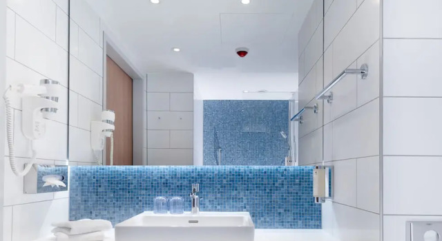Двухместный номер Standard Holiday Inn Express - Berlin - Alexanderplatz by IHG