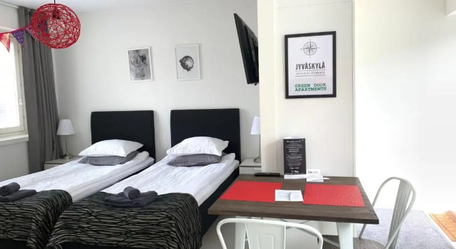 Студия Green Door Apartments