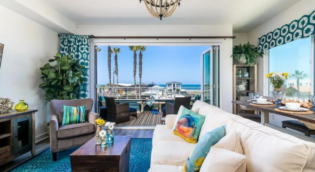 Апартаменты Ocean View 3 Bedrooms Condo, just steps from the park, pier & water!