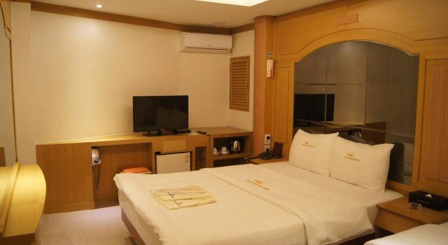 Princess Hotel