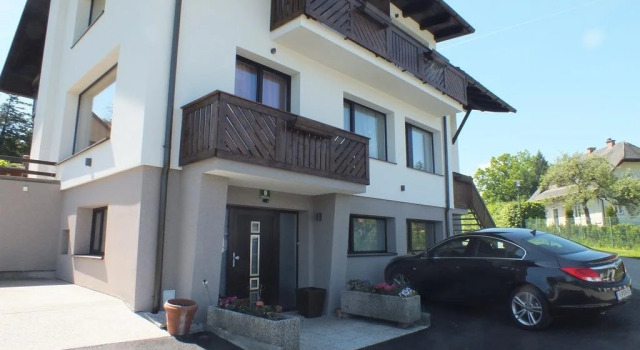 Haus Charlie, Rezervovat Hotel Hotely v Carinthia s parkováním, Parkování