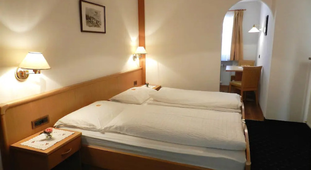 Natur Residence Katiuscia, Забронировать Отель Сельва-ди-Валь-Гардена Кортина-д'Ампеццо, рядом с Гондольный подъёмник Дантерчепиес I (нижняя станция)