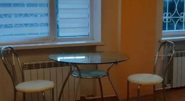 Narva kesk, Rezerwuj Hotel Narwa 