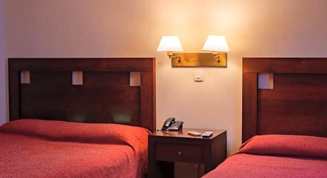 Четырёхместный номер Standard Howard Johnson Express Inn Ituzaingo