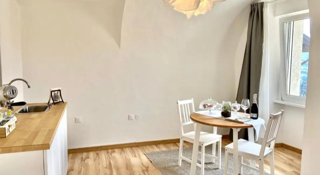 Коттедж c 1 комнатой B&B Ledera