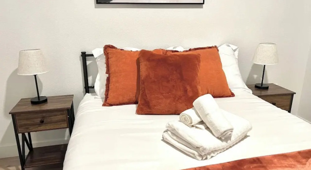 Stylist Downtown LA Gateway- Studio Apt, Забронировать Отель Лос-Анджелес Большой Лос-Анджелес, рядом с Театр Уилтерн