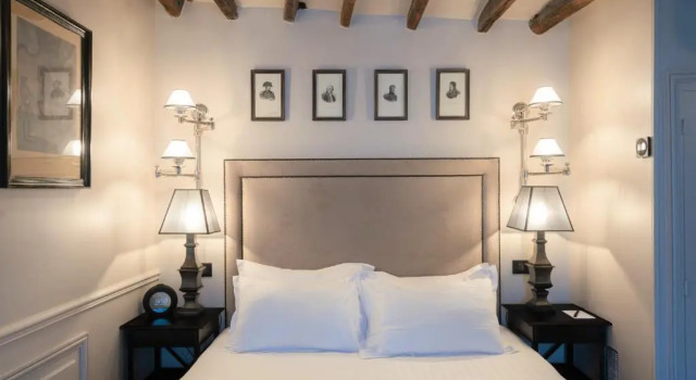 Номер Deluxe Hotel Saint-Louis en LIsle - Notre-Dame