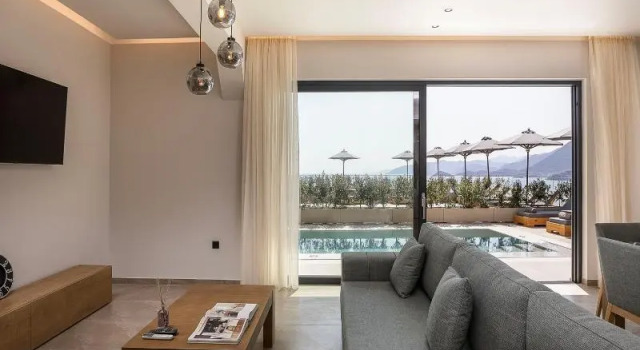 Четырёхместный номер Deluxe Celeste Bali Suites