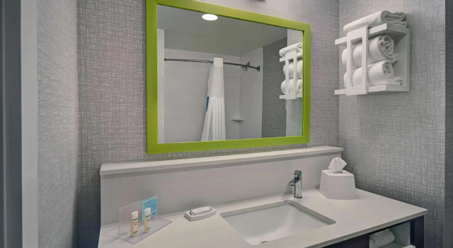 Двухместный люкс Hampton Inn Cave City, KY