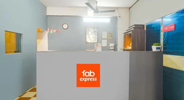 Fabexpress Shraddha Inn